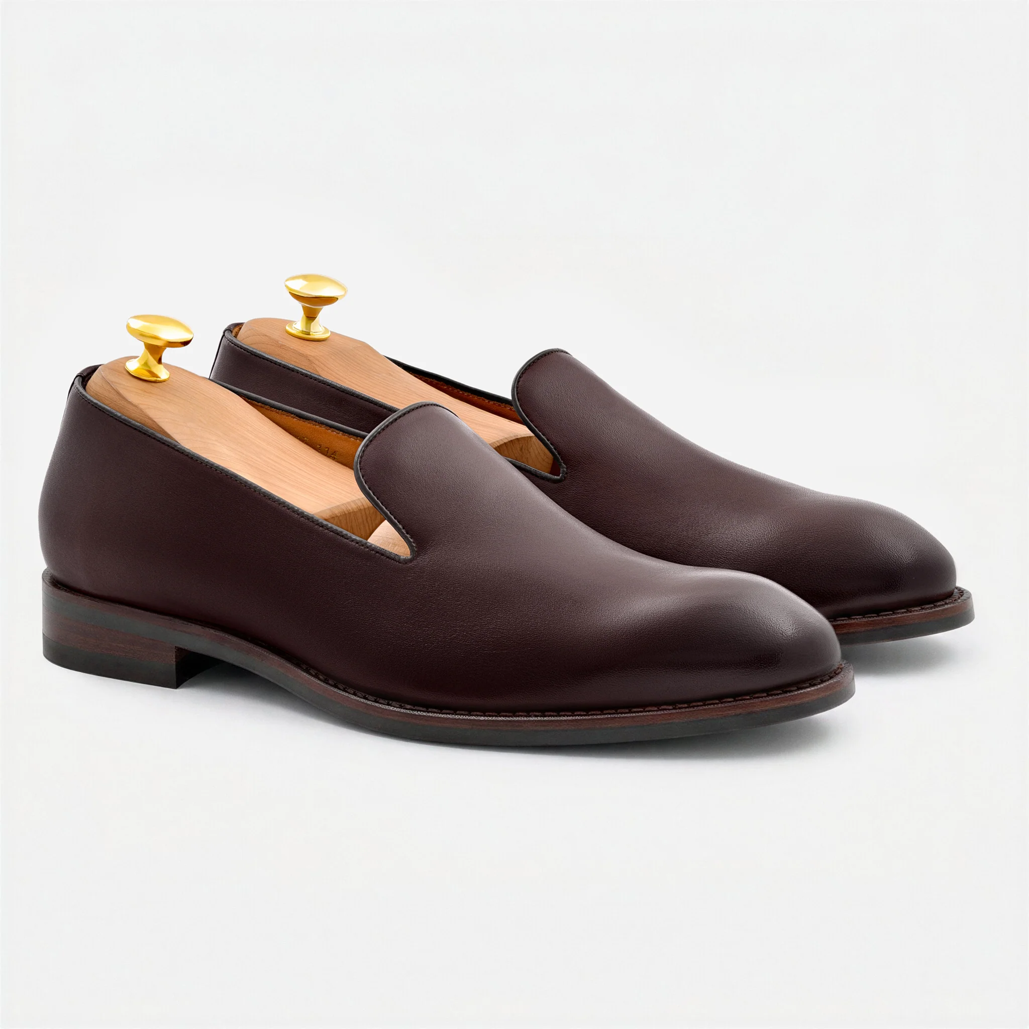 Langford Wholecut Loafers - Men's - Image 37
